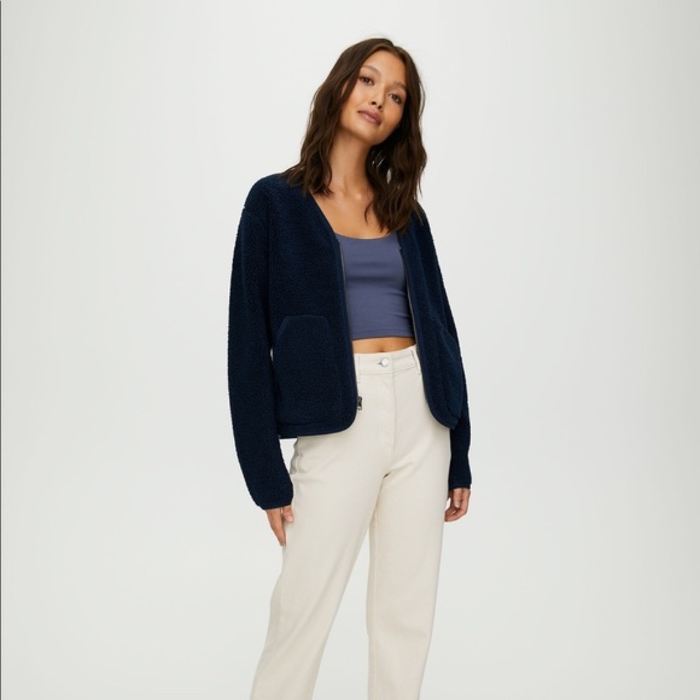 Aritzia Wilfred Free Short Sherpa Liner Jacket Navy Size Small